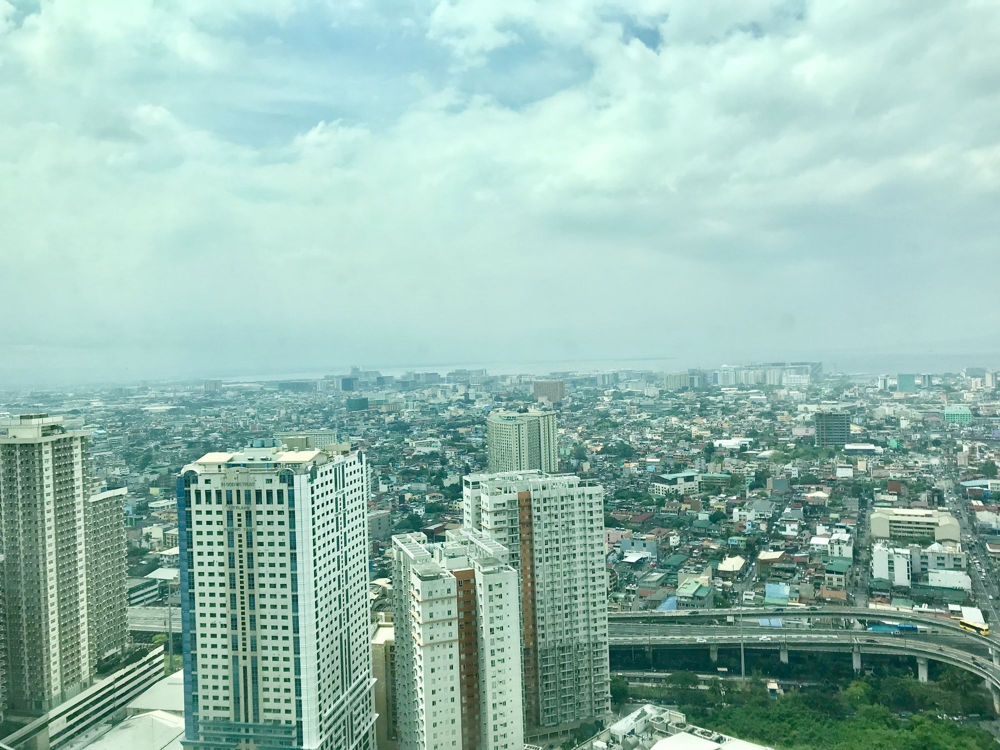 The Beacon Serviced Residences Makati City Kültér fotó