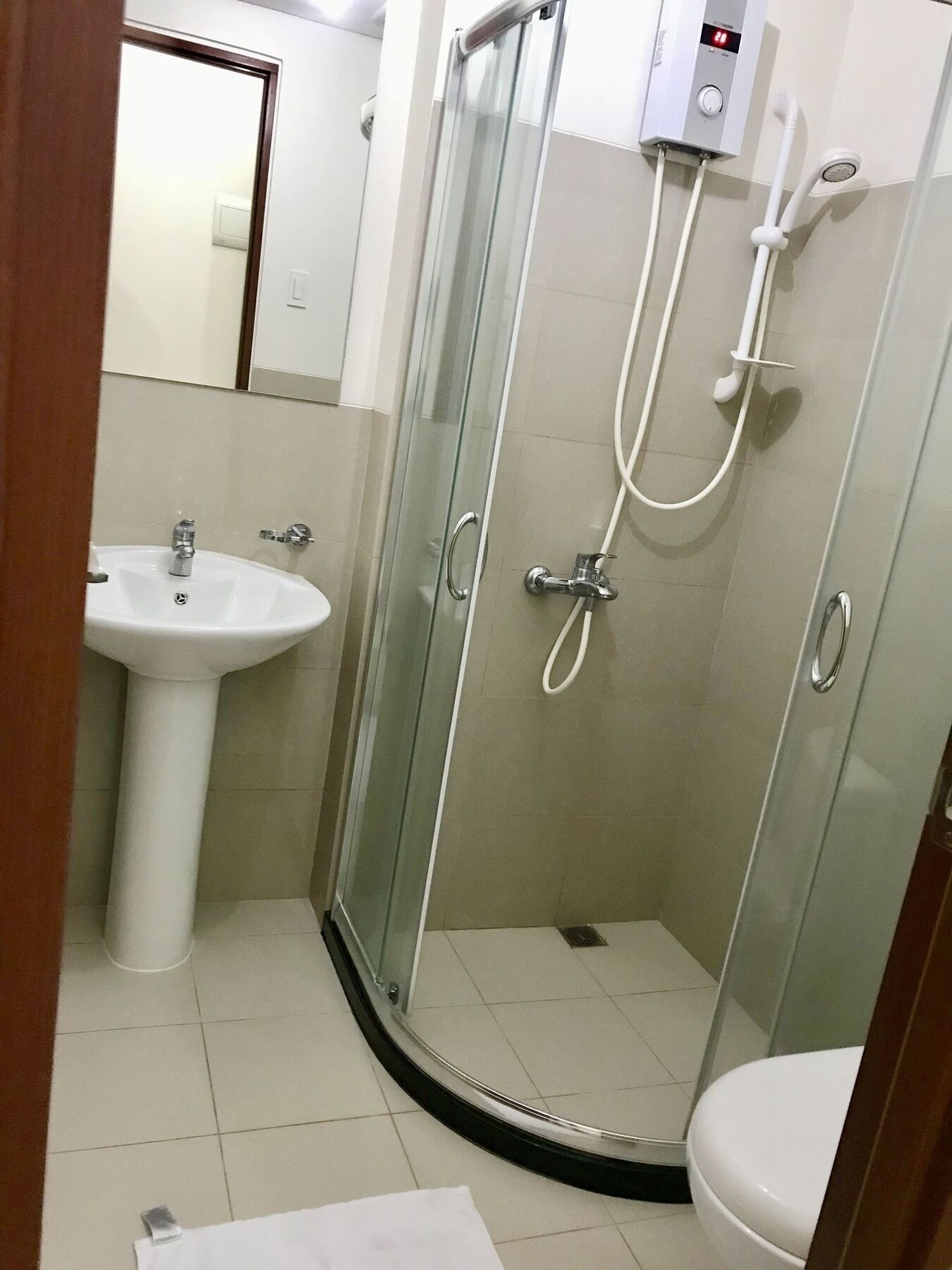 The Beacon Serviced Residences Makati City Kültér fotó